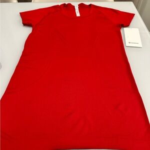 Lululemon Swiftly Tech SS Crew Size 8
